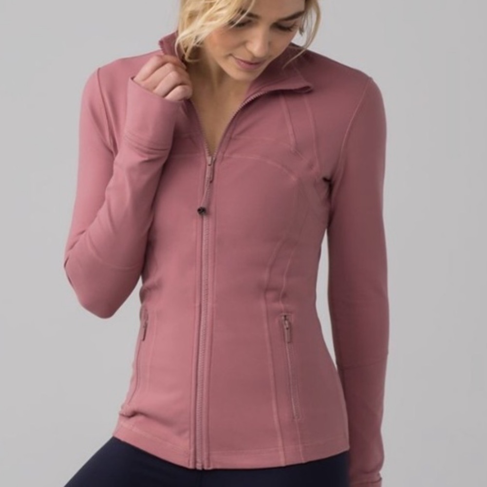Lululemon Define in quicksand sz 10
